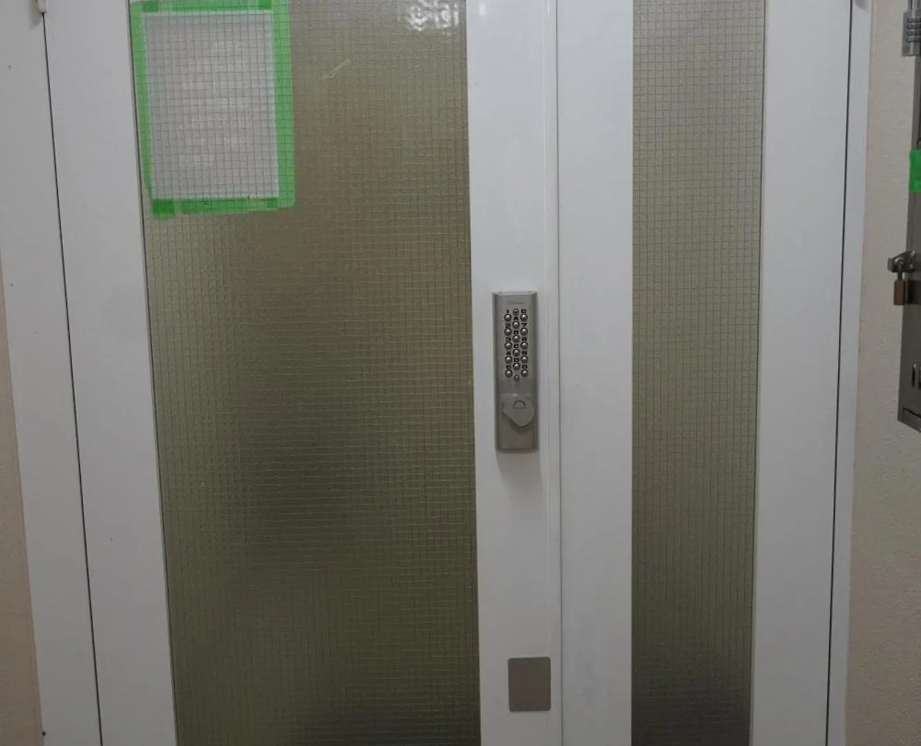 恵比寿駅から徒歩1分 渋谷3分 新宿10分 30M2でゆったり 最高の立地 302号室 Tokyo 0*,