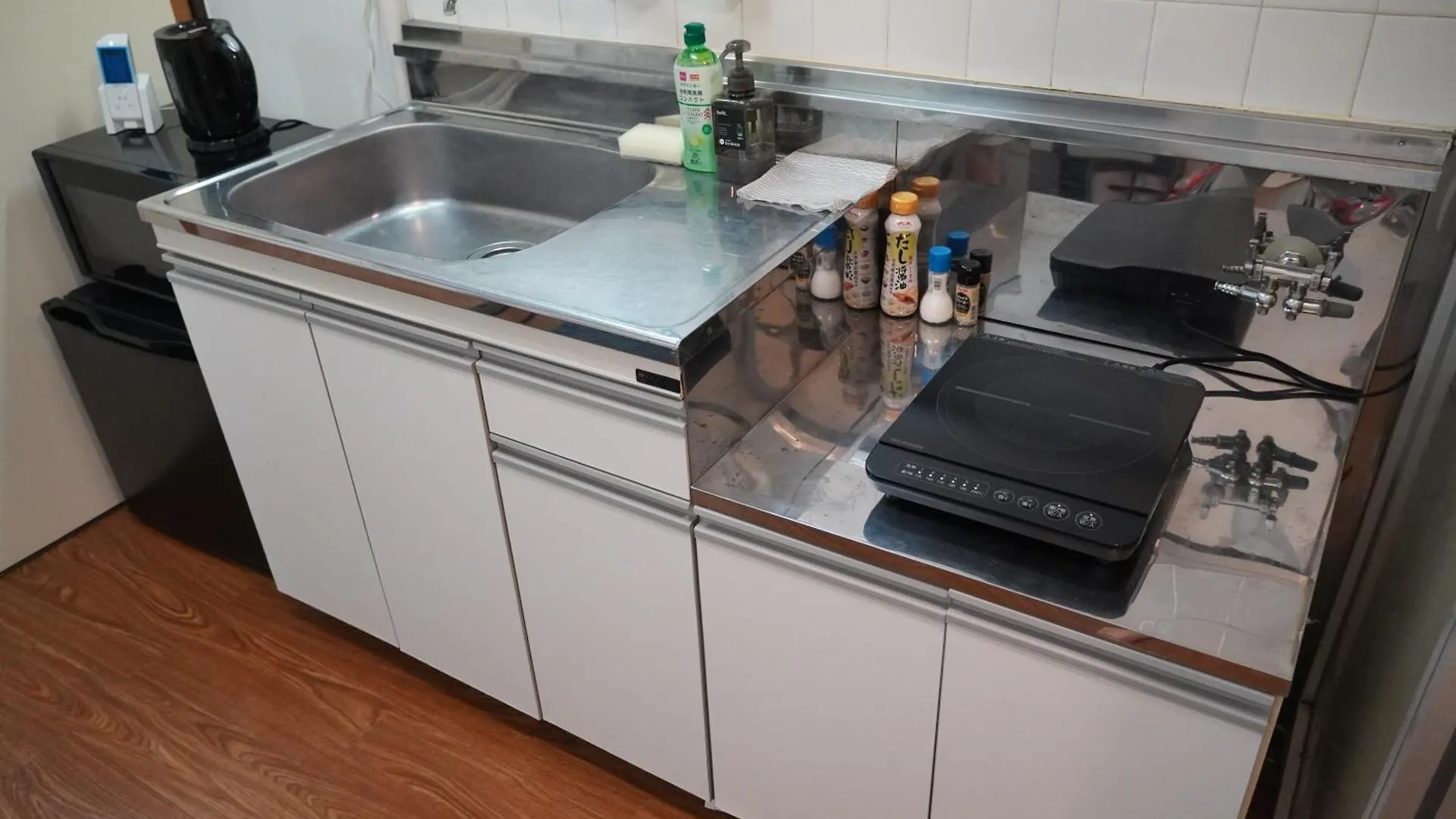 Apartment 恵比寿駅から徒歩1分 渋谷3分 新宿10分 30M2でゆったり 最高の立地 302号室 Tokyo